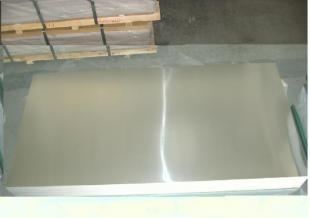 江蘇地區(qū)鋁板產(chǎn)品概覽 5052、5083、5754鋁板的特性與應(yīng)用